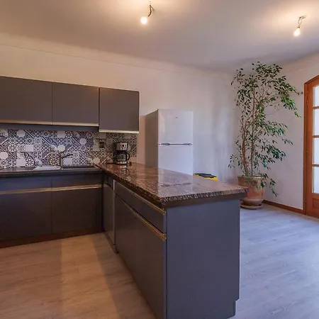 Casa de Férias La Châtelaine - A 25min De St Emilion *