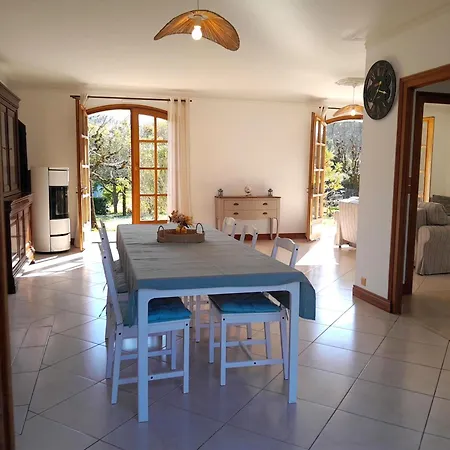 Prázdninový dům La Chatelaine - A 25min De St Emilion *