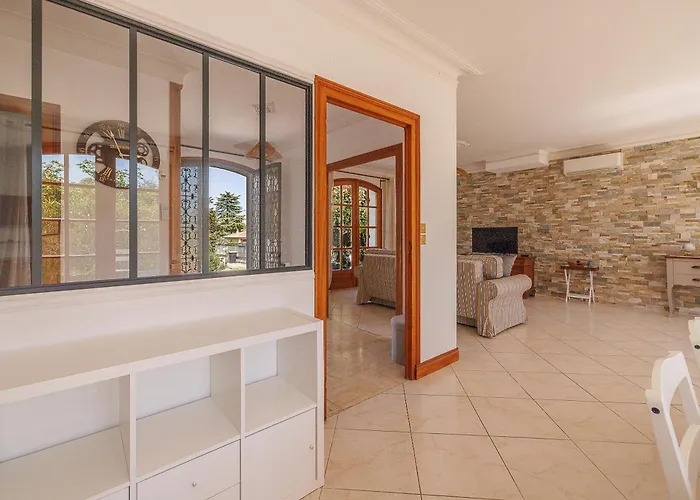 La Chatelaine - A 25min De St Emilion Semesterbostad